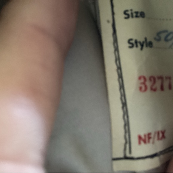 Faux fur shawl , white with grey strips in it . Soft and pretty - Picture 5 of 6